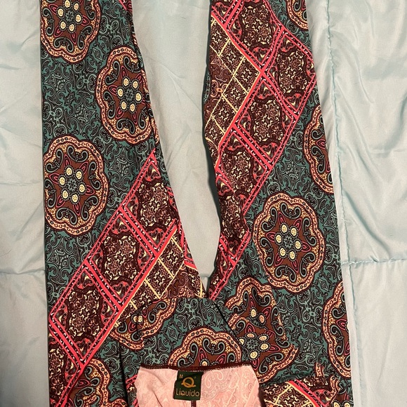 Liquido Medium Yoga leggings - Picture 2 of 3